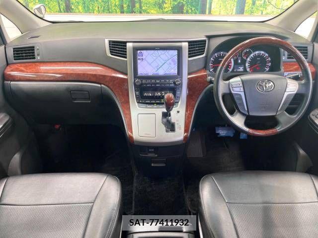 Toyota VELLFIRE 2010-06 369674-1