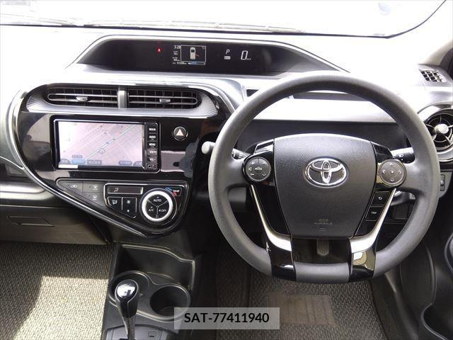 Toyota AQUA 2018-04 291805-1