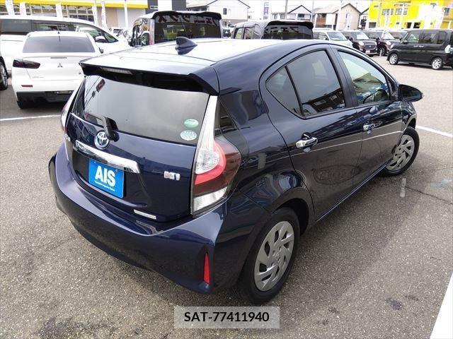Toyota AQUA 2018-04 291805-2