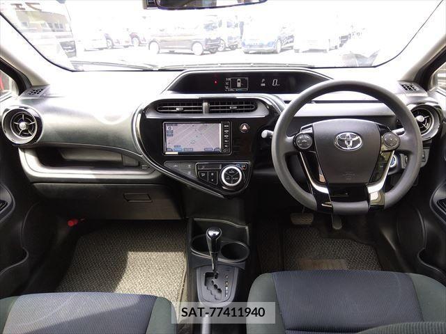 Toyota AQUA 2018-04 291805-9