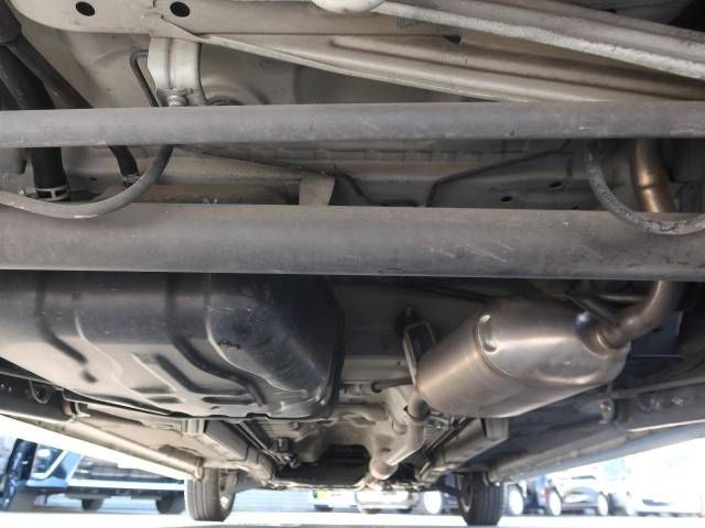 Suzuki SPACIA 2013-09 16547-19