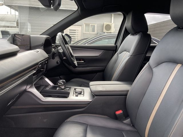 Mazda CX-60 2023-02 24544-14