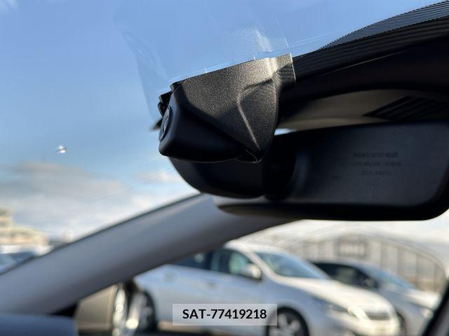 Mazda MAZDA3 2023-03 217083-1