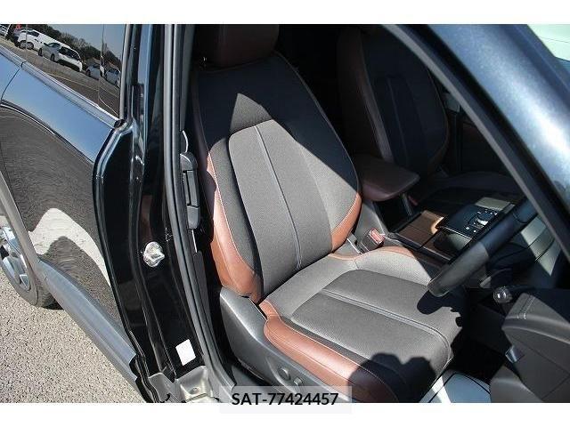 Mazda MX-30 2021-09 218463-12