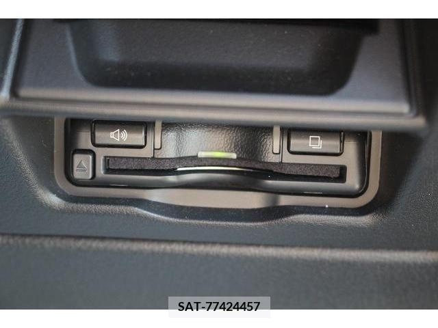 Mazda MX-30 2021-09 218463-4
