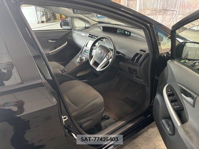 Toyota PRIUS 2011-07 366394-10