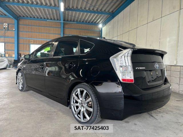 Toyota PRIUS 2011-07 366394-6