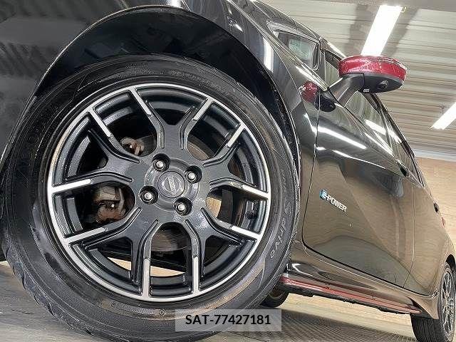 Nissan NOTE 2019-10 279926-10