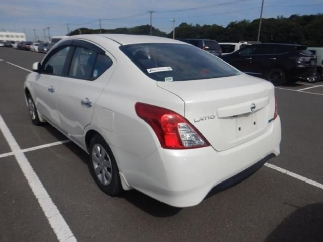 Nissan LATIO 2015-09 188749-2