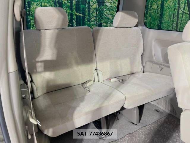 Toyota NOAH 2005-07 365125-9