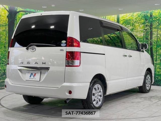 Toyota NOAH 2005-07 365125-17