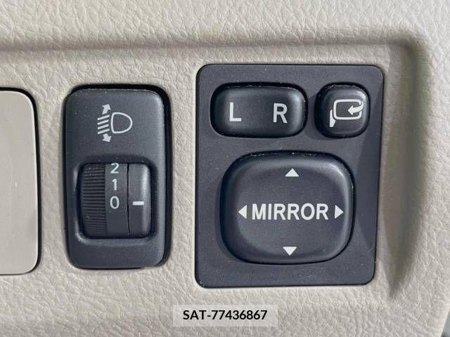 Toyota NOAH 2005-07 365125-5