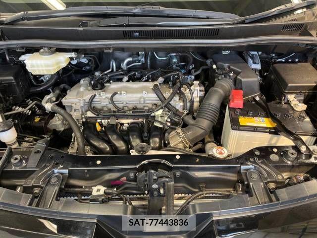 Toyota VOXY 2020-12 347240-19