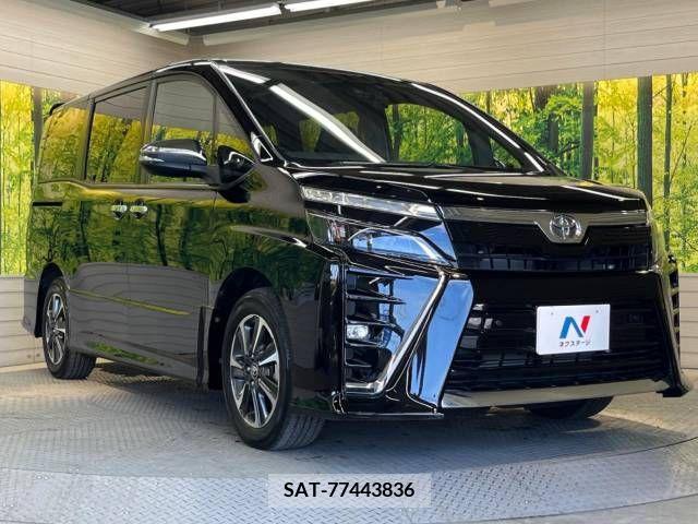 Toyota VOXY 2020-12 347240-17