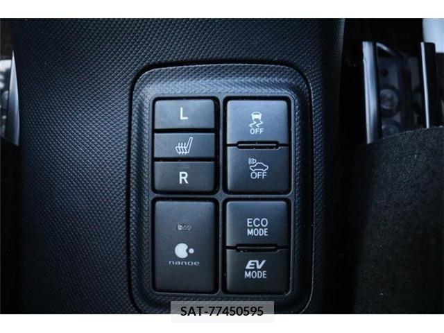 Toyota AQUA 2019-01 203204-9