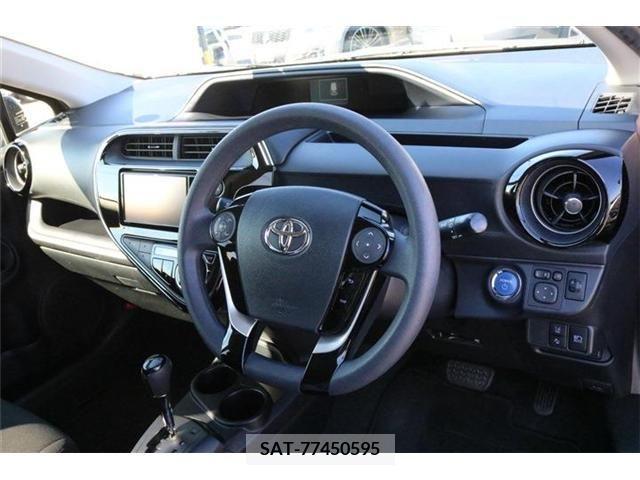 Toyota AQUA 2019-01 203204-17
