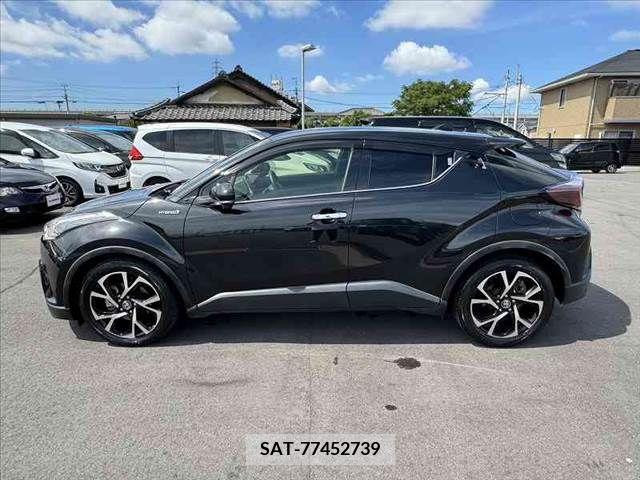 Toyota C-HR 2018-03 383098-10