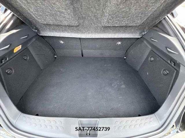 Toyota C-HR 2018-03 383098-19