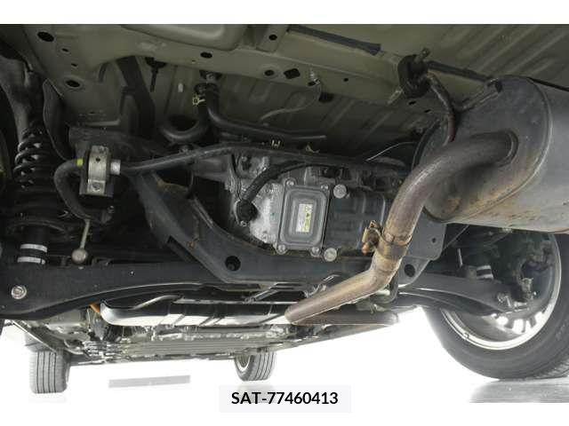 Mitsubishi OUTLANDER PHEV 2019-09 218405-7