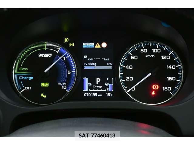 Mitsubishi OUTLANDER PHEV 2019-09 218405-9