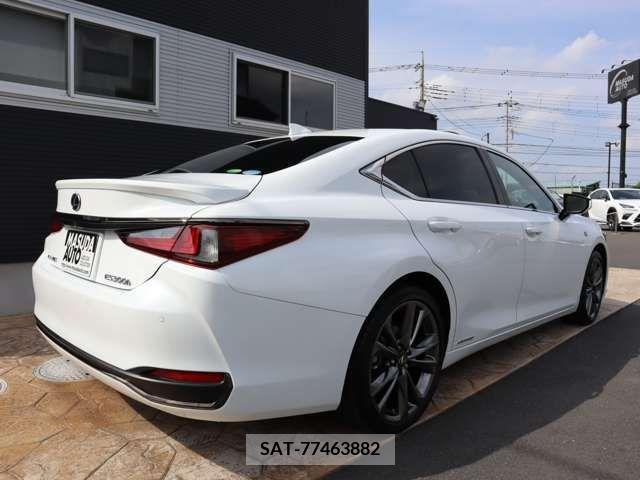 Lexus ES 2019-07 275258-6