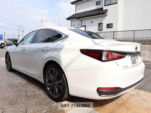 Lexus ES 2019-07 275258-4