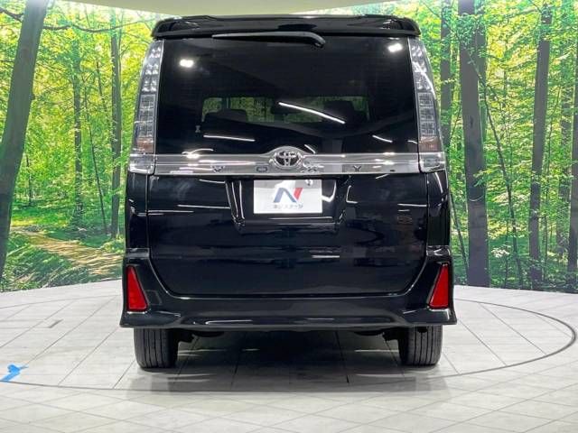 Toyota VOXY 2016-10 187890-16