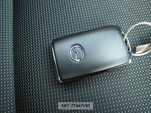 Mazda CX-30 2020-11 358527-4