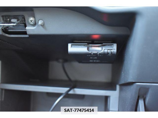 Nissan NOTE 2016-08 335793-10