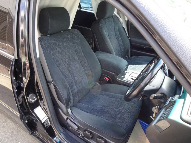 Toyota CROWN ESTATE 2005-02 6957-17