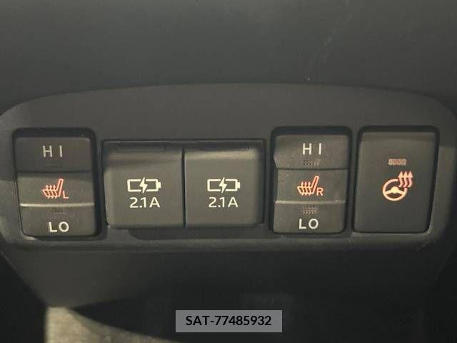 Toyota SIENTA 2021-09 368174-4