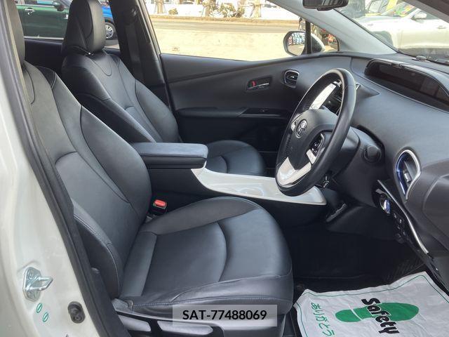 Toyota PRIUS 2016-04 214292-15