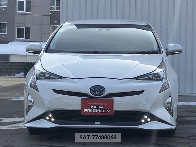 Toyota PRIUS 2016-04 214292-1