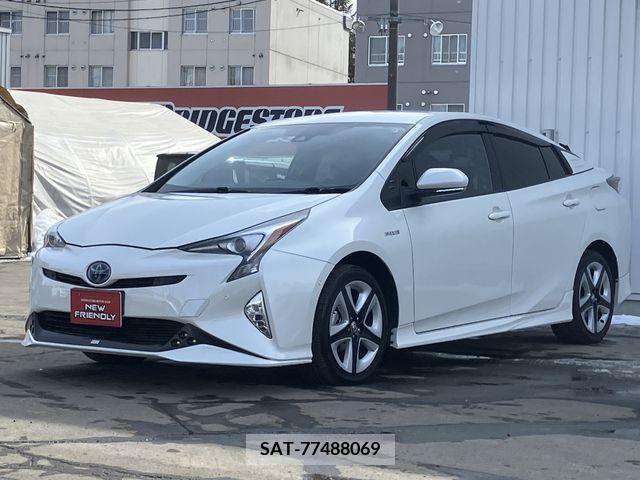 Toyota PRIUS 2016-04 214292-2