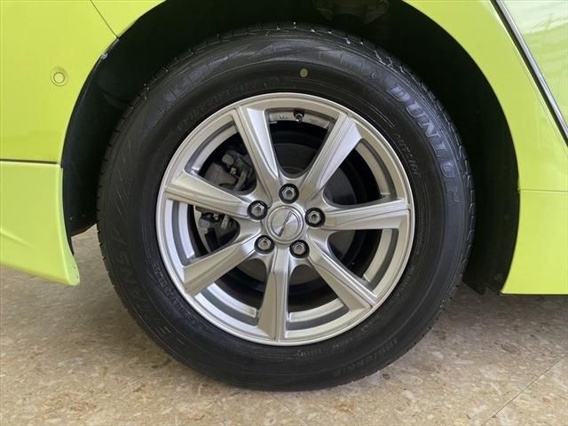 Toyota PRIUS 2019-11 194240-15