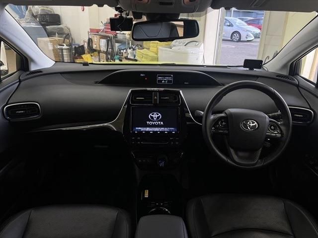Toyota PRIUS 2019-11 194240-18