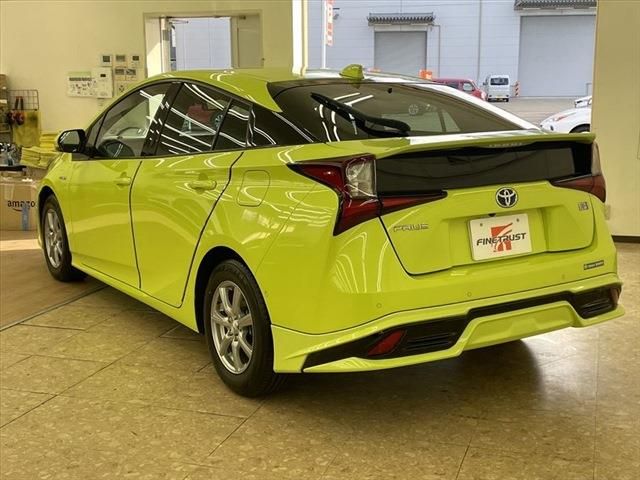 Toyota PRIUS 2019-11 194240-6