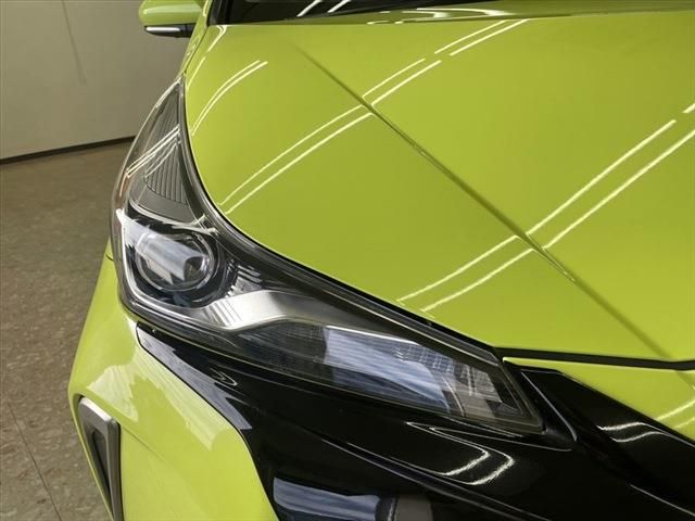 Toyota PRIUS 2019-11 194240-9