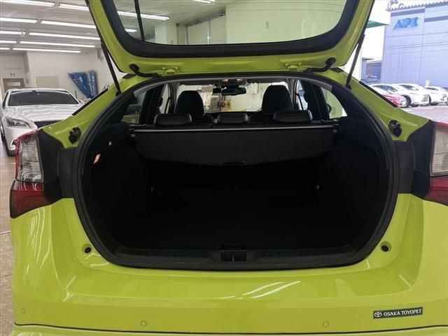 Toyota PRIUS 2019-11 194240-23