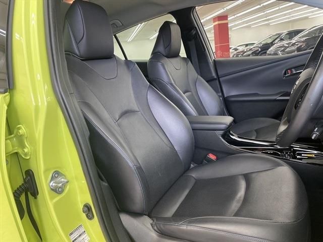 Toyota PRIUS 2019-11 194240-19