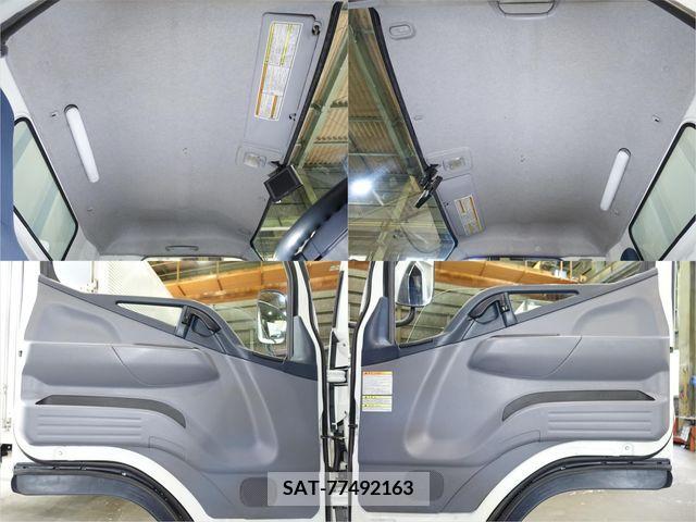 Mitsubishi CANTER 2015-12 371712-17