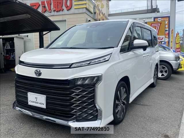 Toyota VOXY 2022-04 332816-0