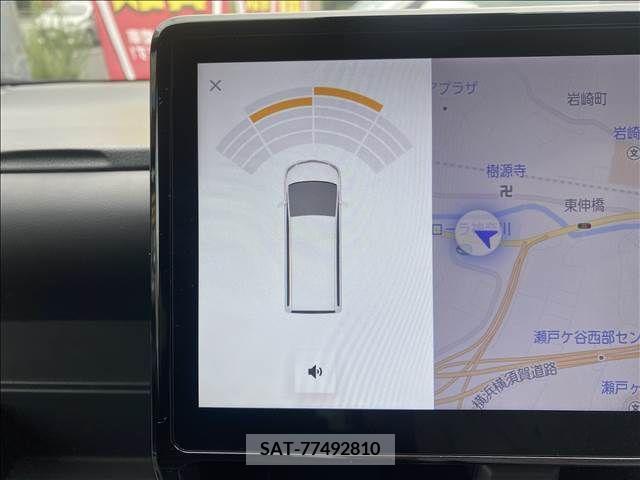 Toyota VOXY 2022-04 332816-14