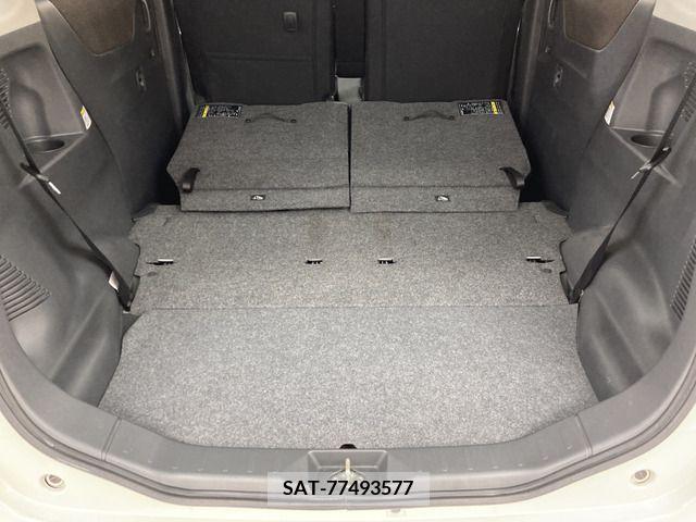 Nissan ROOX 2012-07 215579-17