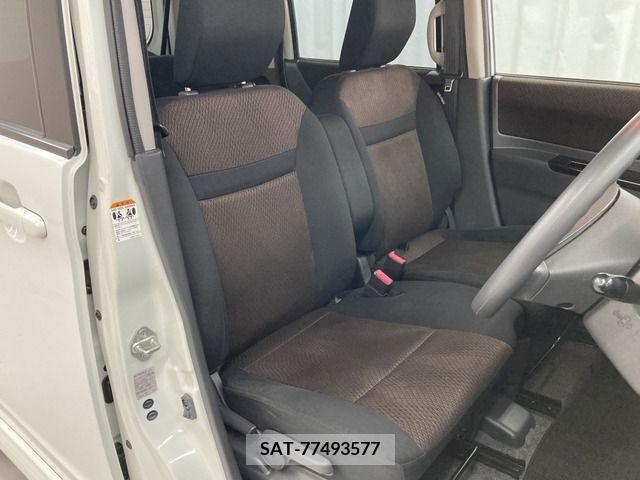 Nissan ROOX 2012-07 215579-7