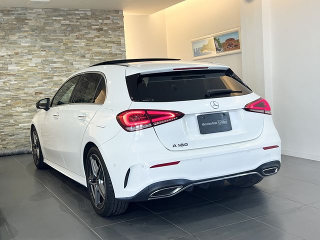 Mercedes Benz A-CLASS 2018-12 184869-1