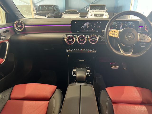 Mercedes Benz A-CLASS 2018-12 184869-5