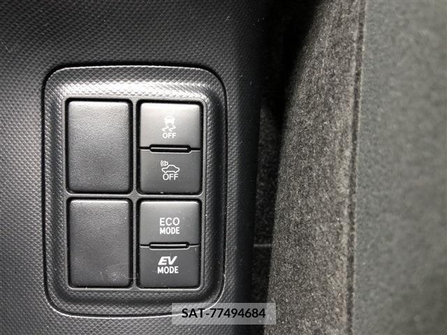 Toyota AQUA 2016-02 200213-21