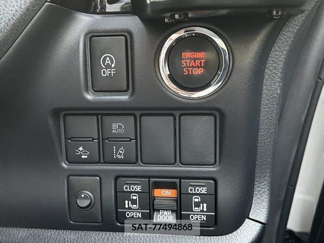 Toyota VOXY 2019-03 339079-19