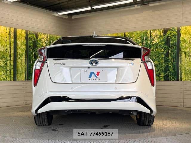 Toyota PRIUS 2016-06 366572-15
